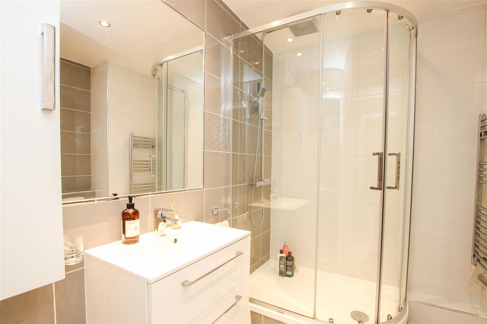 Wendover Gardens, Brentwood Keith Ashton